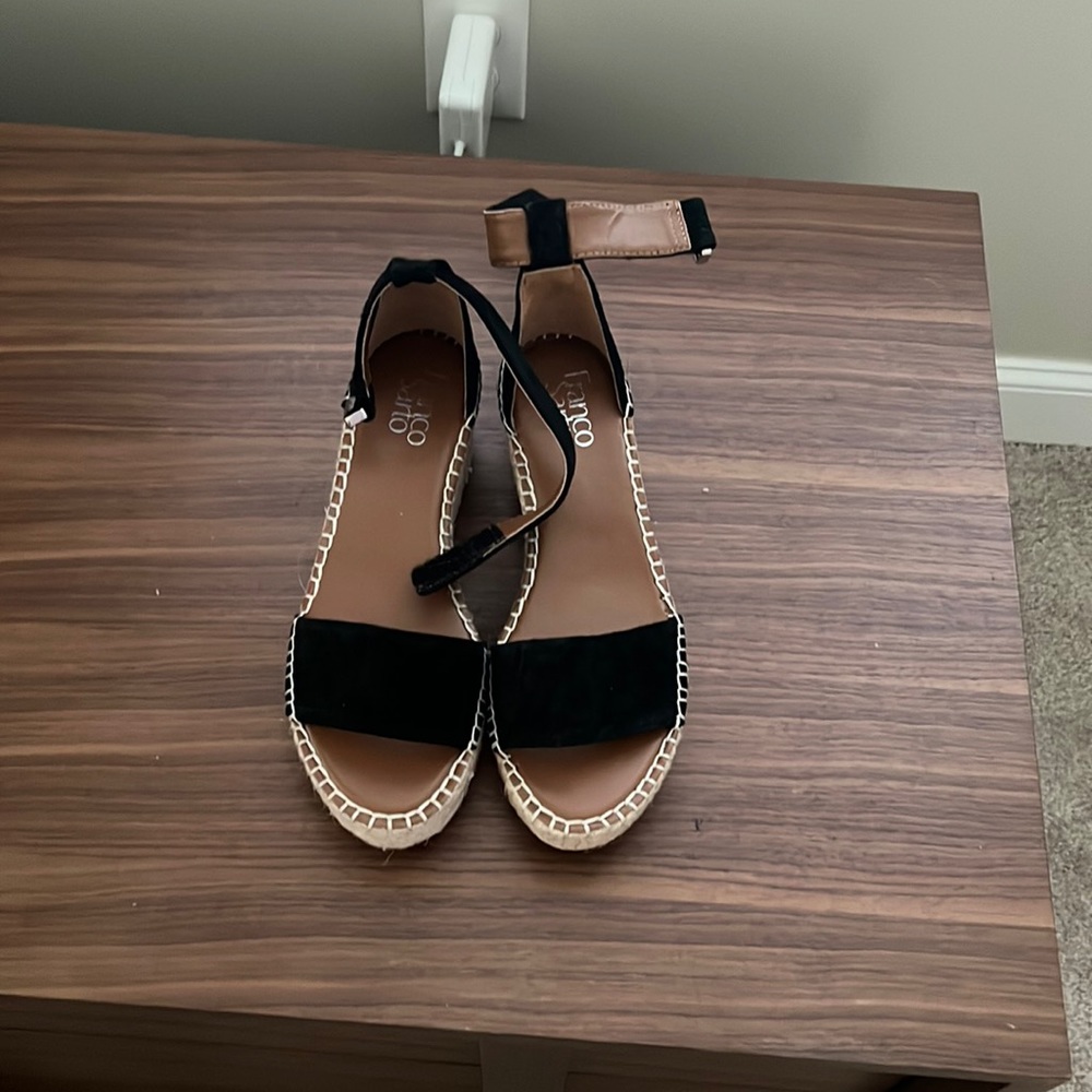 Sandals for day/night